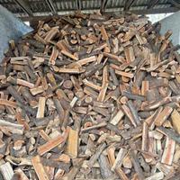 Legna da ardere secca e asciutta