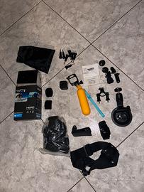 Go pro Hero 4 session con accessori