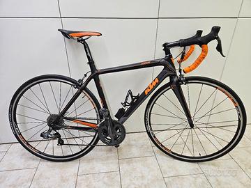 bici da corsa KTM  in carbonio