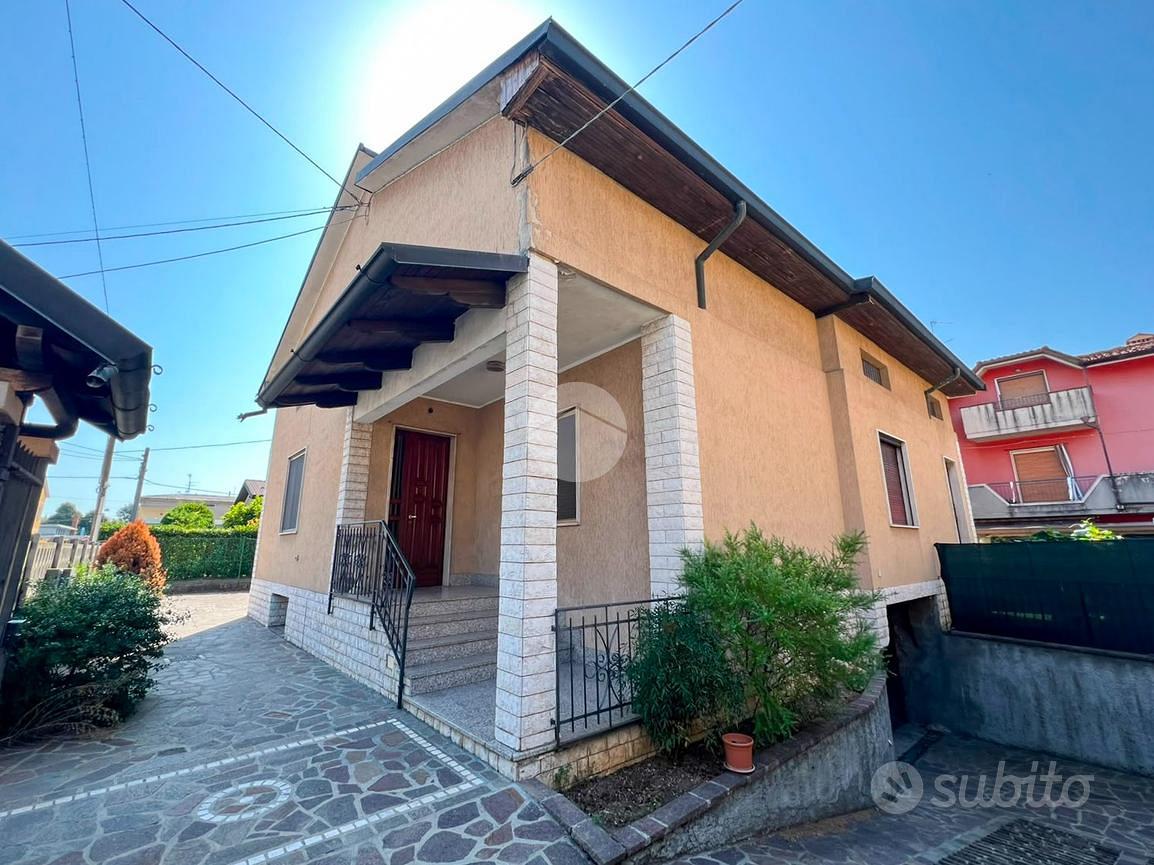 Casa – Castrezzato - Vista 2