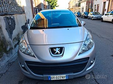 Peugeot 207 - 2009