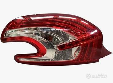 Faro posteriore peugeot 208