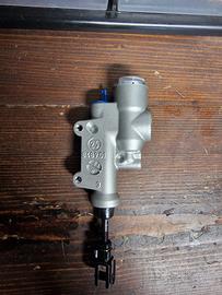 pompa freno brembo
