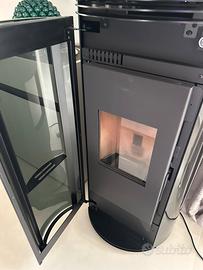 stufa a pellet  Moretti 11 K.W ventilata