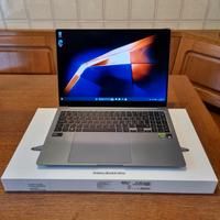 Samsung Galaxy Book4 Ultra, Display da 16",