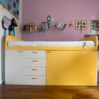 letto rialzato con scrivania