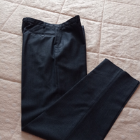 Pantaloni nuovi da uomo eleganti