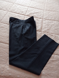 Pantaloni nuovi da uomo eleganti