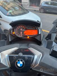 BMW C650 GT 2016 con molti accessori