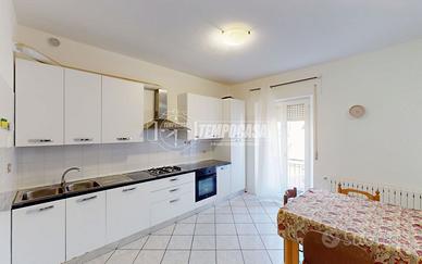 Appartamento Piazzale Europa buone condizioni con