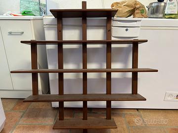 Mensola a piú ripiani