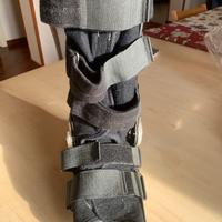 Presidio ortopedico a gambaletto DONJOY