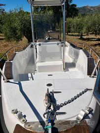 Barca da pesca  pronto boa