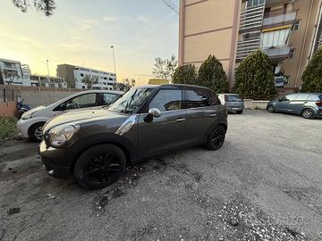 MINI Countryman R60 (2013) 1.6 D- Da riparare