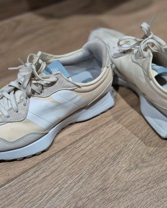 Scarpe New Balance 327 unisex 41. 