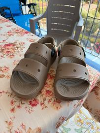 Crocs Classic Sandali Khaki - M7/W9 (EU 39/40)