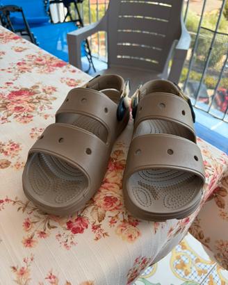 Crocs Classic Sandali Khaki - M7/W9 (EU 39/40)