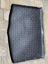 Tappeto in gomma bagagliaio Toyota Yaris 2016