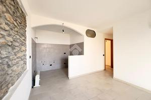4 LOCALI A PODENZANA