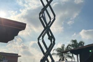 O & K SKYJACK SJ6832