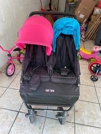 Passeggino gemellare con culletta