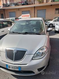 LANCIA YPSILON...
