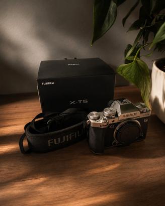 Fujifilm XT-5
