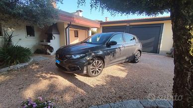 Fiat Tipo 1.3 Mjt SW - E Business +gomme invernali