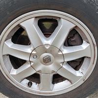 cerchi lega R15, Renault Nissan dacia con gomme  