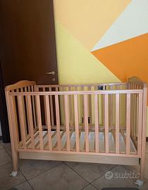 Lettino CAM con spondine e cassetto