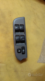 Rav 4 : 5 porte anno 2003