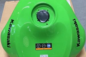 Serbatoio kawasaki ninja zx6r 636