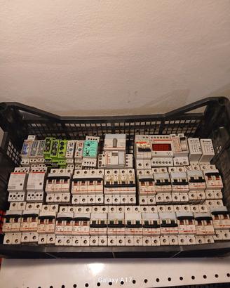 materiale Elettrico 