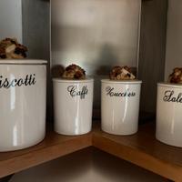 Set vasi contenitori cucina