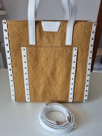 BORSA A MANO O TRACOLLA 33x33
Marca BEATRICE B