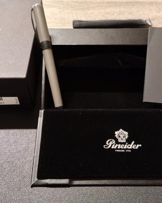 PENNA PINEIDER ROLLER AVATAR UR MATT STONE