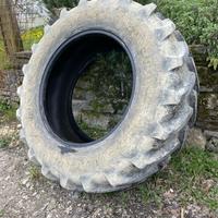 Pneumatico trattore ruota posteriore