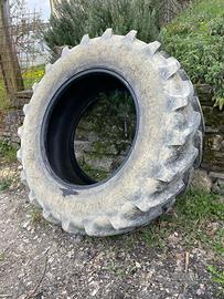 Pneumatico trattore ruota posteriore