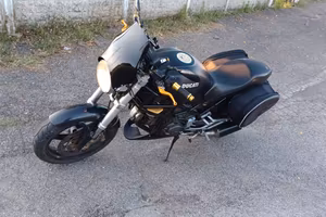 Ducati Monster 600 – Anno 2000 – 40.000 km –