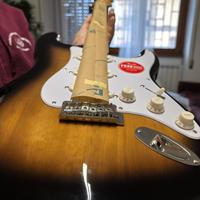 chitarra Squire Fender nuova mai usata 