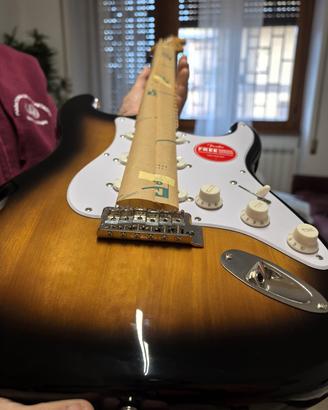 chitarra Squire Fender nuova mai usata 