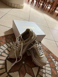 Scarpe Guess nuove da donna