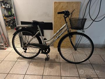 Bici città Mistral 28” alluminio Shimano