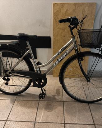 Bici città Mistral 28” alluminio Shimano