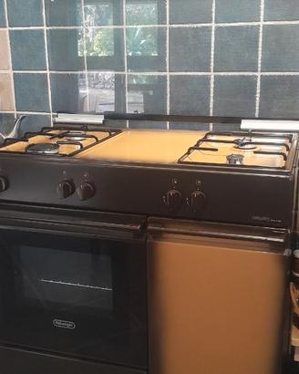 Cucina con forno a gas