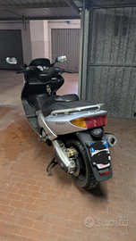 Yamaha T-max