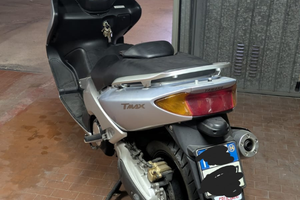 Yamaha T-max