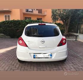 Opel corsa 2011