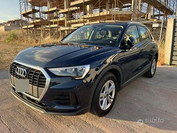 Audi Q3 stronic