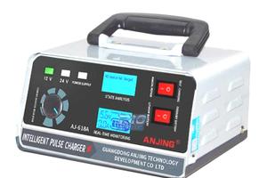 CARICATORE BATTERIE 12v 24v AUTO MOTO BARCA